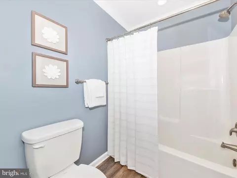 Bath - 23 Mill St, Clear Spring, MD 21722 photo 3 of 4