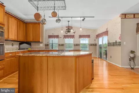 22428 Durberry Rd, Smithsburg, MD 21783 photo 6