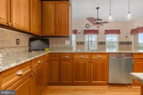 22428 Durberry Rd, Smithsburg, MD 21783 photo 7
