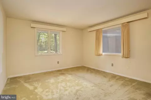 Bedroom - 13337 Rowe Rd, Smithsburg, MD 21783 photo 2 of 2