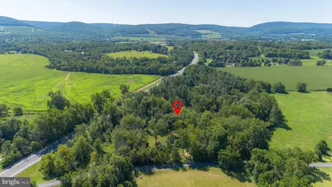 View/Area - 13337 Rowe Rd, Smithsburg, MD 21783 photo 1 of 3