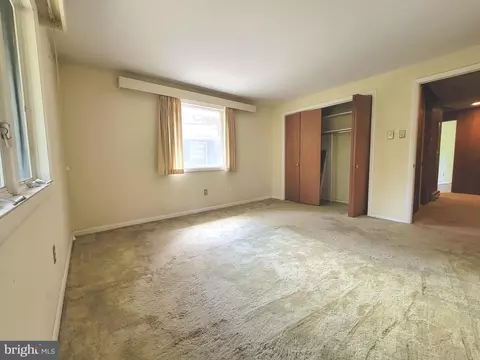 Bedroom - 13337 Rowe Rd, Smithsburg, MD 21783 photo 1 of 2