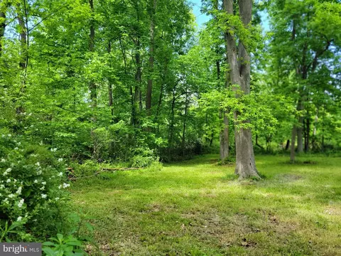 Exterior - 13337 Rowe Rd, Smithsburg, MD 21783 photo 3 of 9
