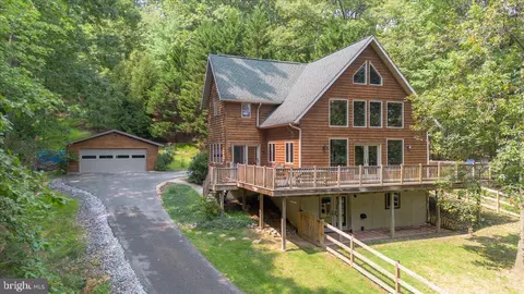 19333 Porterstown Rd, Keedysville, MD 21756