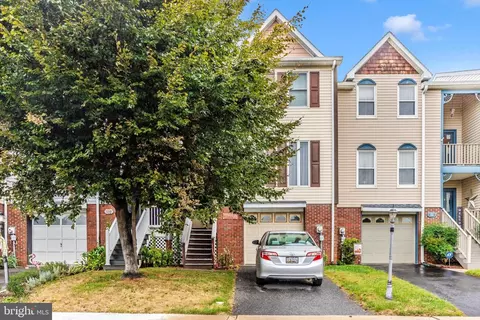 604 Picadilly Dr, Hagerstown, MD 21740