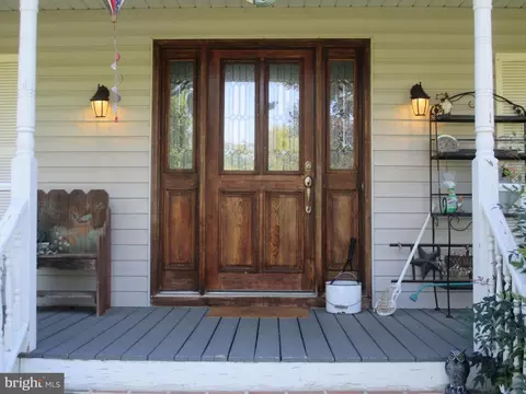 Exterior - 4 Shifflett Pl, Smithsburg, MD 21783 photo 3 of 17