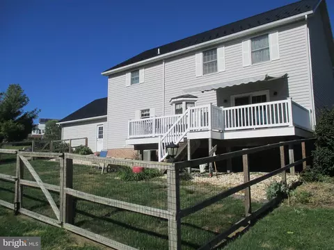 Exterior - 4 Shifflett Pl, Smithsburg, MD 21783 photo 9 of 17