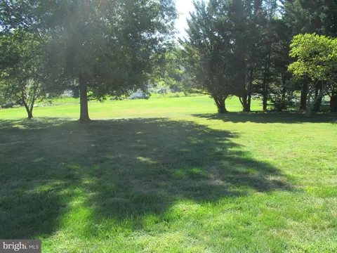 Exterior - 4 Shifflett Pl, Smithsburg, MD 21783 photo 10 of 17