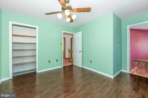 Bedroom - 4 Shifflett Pl, Smithsburg, MD 21783 photo 5 of 5