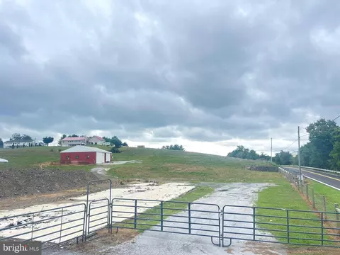15244 Fairview Rd, Clear Spring, MD 21722