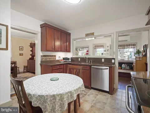 Kitchen - 154 Cumberland St, Clear Spring, MD 21722 photo 3 of 4