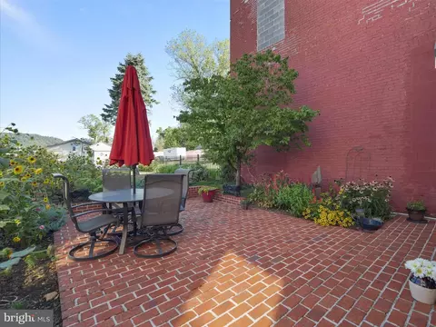 Exterior - 154 Cumberland St, Clear Spring, MD 21722 photo 10 of 12