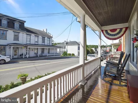 Exterior - 154 Cumberland St, Clear Spring, MD 21722 photo 4 of 12