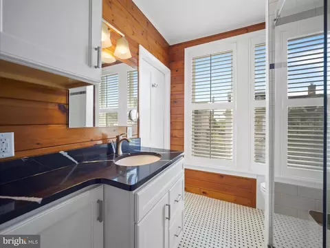 Bath - 154 Cumberland St, Clear Spring, MD 21722 photo 1 of 2