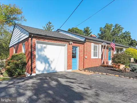 Exterior - 12530 Ashton Rd, Clear Spring, MD 21722 photo 3 of 12
