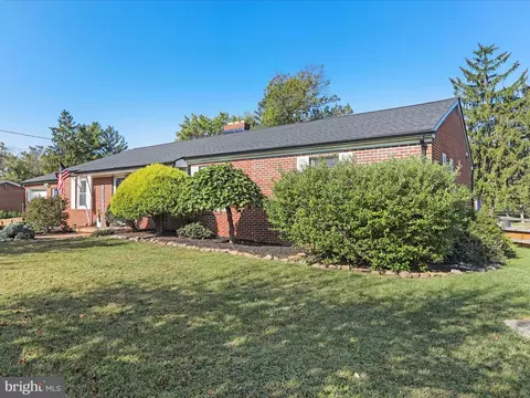 Exterior - 12530 Ashton Rd, Clear Spring, MD 21722 photo 4 of 12