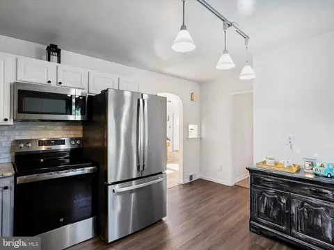 Kitchen - 12530 Ashton Rd, Clear Spring, MD 21722 photo 4 of 4