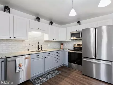 Kitchen - 12530 Ashton Rd, Clear Spring, MD 21722 photo 3 of 4