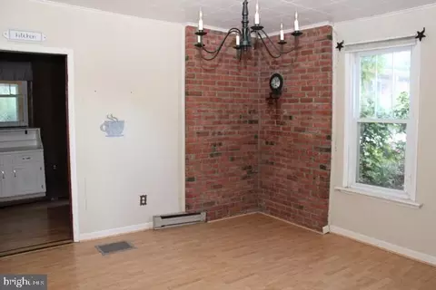 Living - 14611 Roosevelt Ave, Cascade, MD 21719 photo 1 of 3