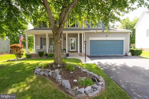 18253 Lyles Dr, Hagerstown, MD 21740