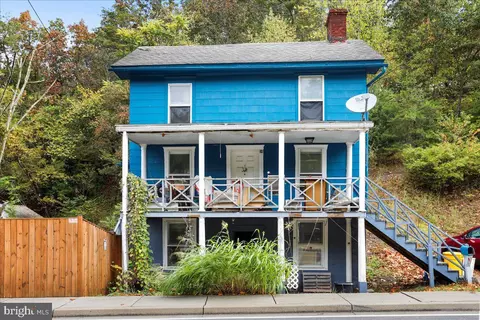 56 Main St, Hancock, MD 21750