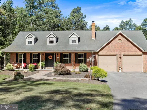 11308 Garrison Woods Ln, Clear Spring, MD 21722