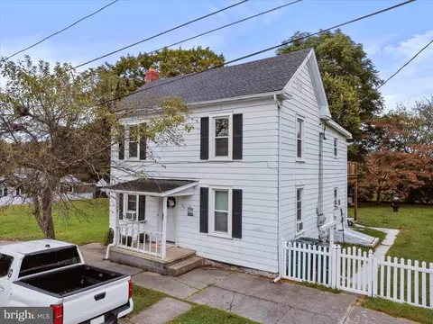 24 W Cemetery St, Funkstown, MD 21734