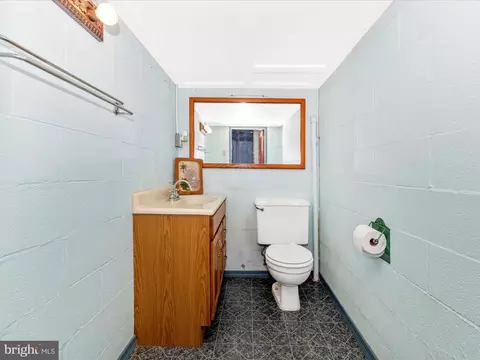 Bath - 13609 Blairs Valley Rd, Clear Spring, MD 21722 photo 1 of 1