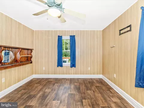 Bedroom - 13609 Blairs Valley Rd, Clear Spring, MD 21722 photo 2 of 6