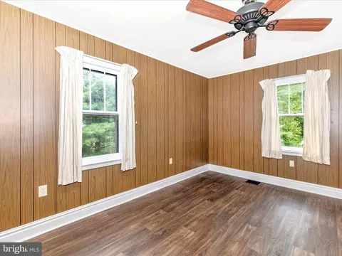Bedroom - 13609 Blairs Valley Rd, Clear Spring, MD 21722 photo 5 of 6