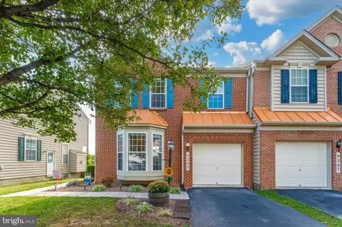 9349 Morning Walk Dr, Hagerstown, MD 21740