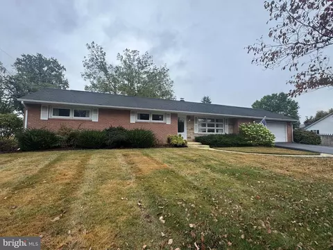 13335 Keener Rd, Hagerstown, MD 21742