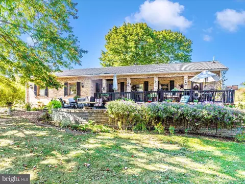 13433 Kretsinger Rd, Smithsburg, MD 21783 photo 2