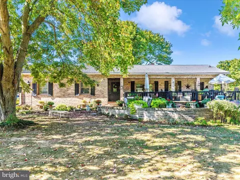 13433 Kretsinger Rd, Smithsburg, MD 21783