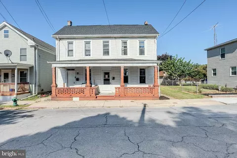 1037 1037 12 Spruce St, Hagerstown, MD 21740