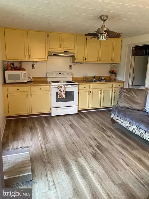 12364 Seavolt Rd, Hancock, MD 21750 photo 9