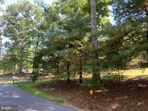 12087 Cove Rd, Clear Spring, MD 21722 photo 2