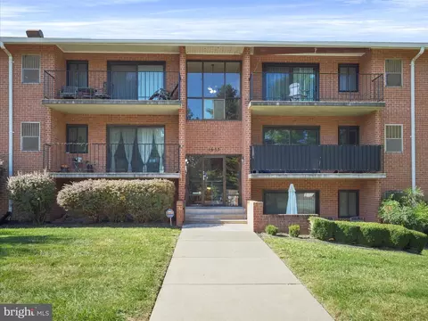 1635 Edgewood Pl #2, Hagerstown, MD 21740