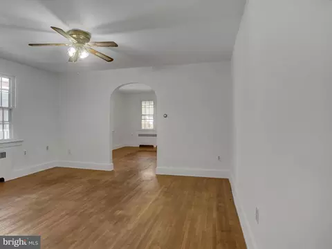 27 E Irvin Ave, Hagerstown, MD 21742 photo 9