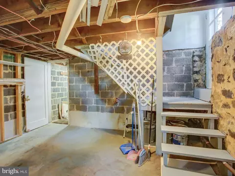 27 E Irvin Ave, Hagerstown, MD 21742 photo 33
