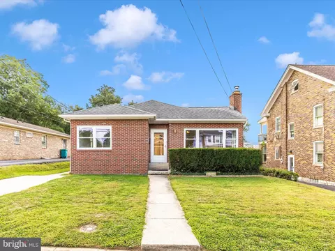 126 Lakin Ave, Boonsboro, MD 21713