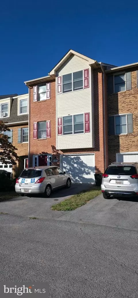 1006 W Irvin Ave, Hagerstown, MD 21742
