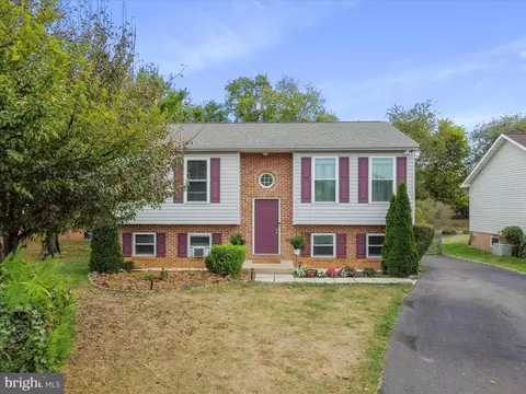 1072 Kasinof Ave, Hagerstown, MD 21742