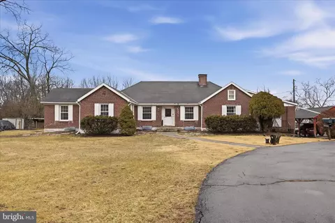 8238 4 Dam Number 4 Rd, Williamsport, MD 21795