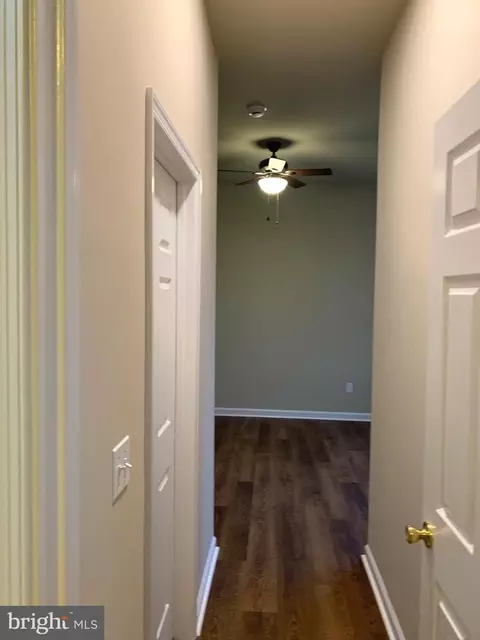 Entry Way - 121 Colton Ct, Smithsburg, MD 21783 photo 6 of 7