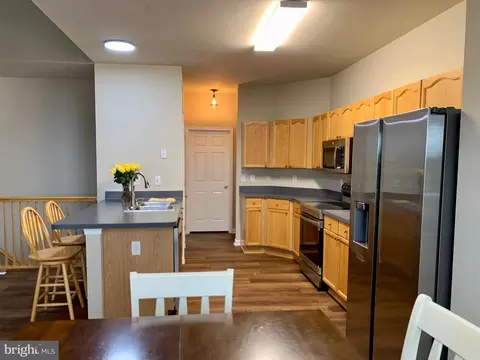 Kitchen - 121 Colton Ct, Smithsburg, MD 21783 photo 4 of 6