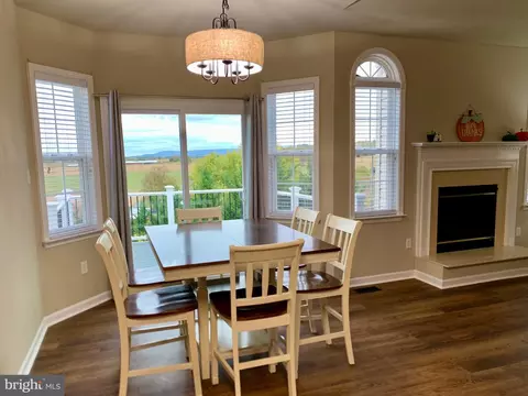 Dining - 121 Colton Ct, Smithsburg, MD 21783 photo 4 of 4