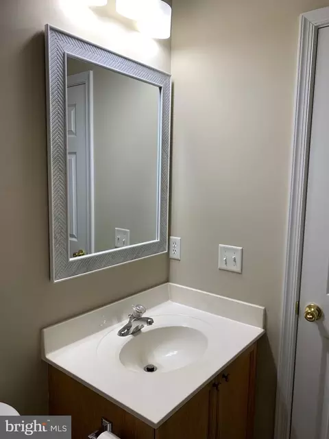 Bath - 121 Colton Ct, Smithsburg, MD 21783 photo 11 of 11