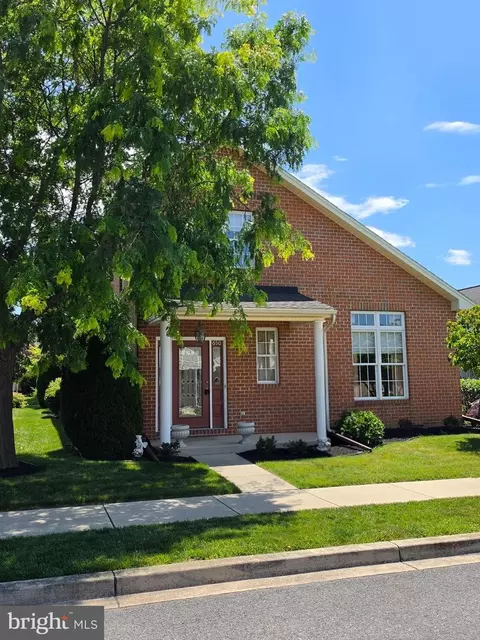 650 Trafalgar Dr, Hagerstown, MD 21742