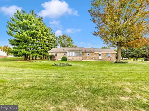 Exterior - 12720 Spickler Rd, Clear Spring, MD 21722 photo 9 of 11